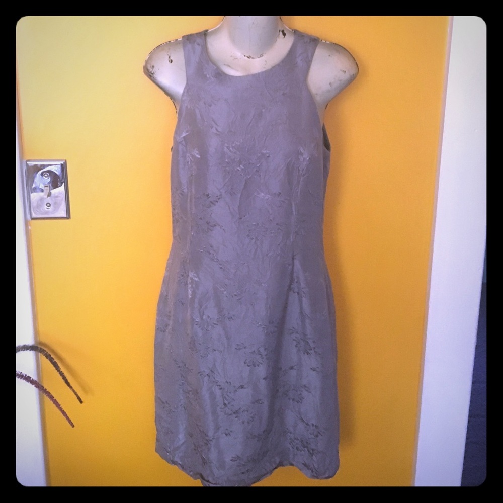 Adrianna Papéll elegant dress 👗