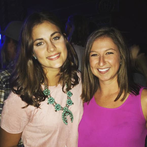 Meet your Posher, Karin - Picture 1 of 1