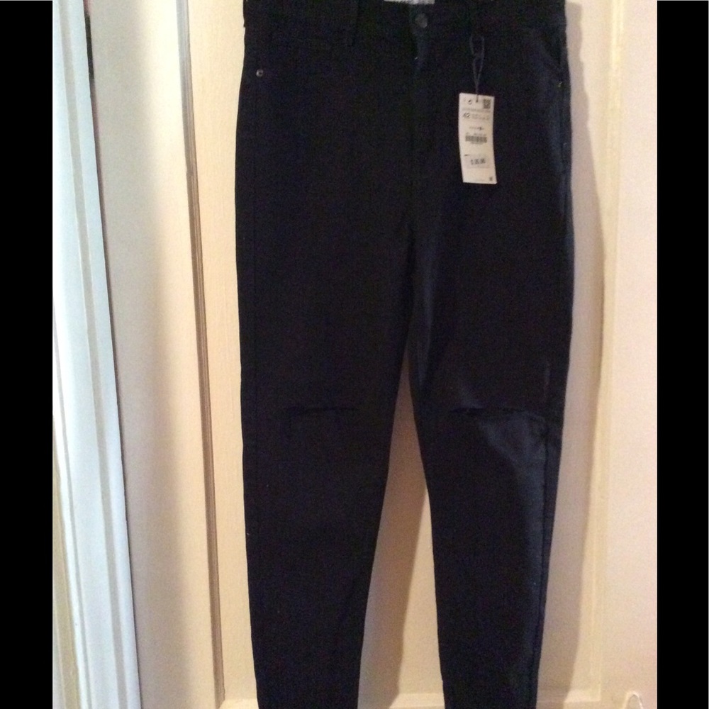 Zara High Rise Jegging