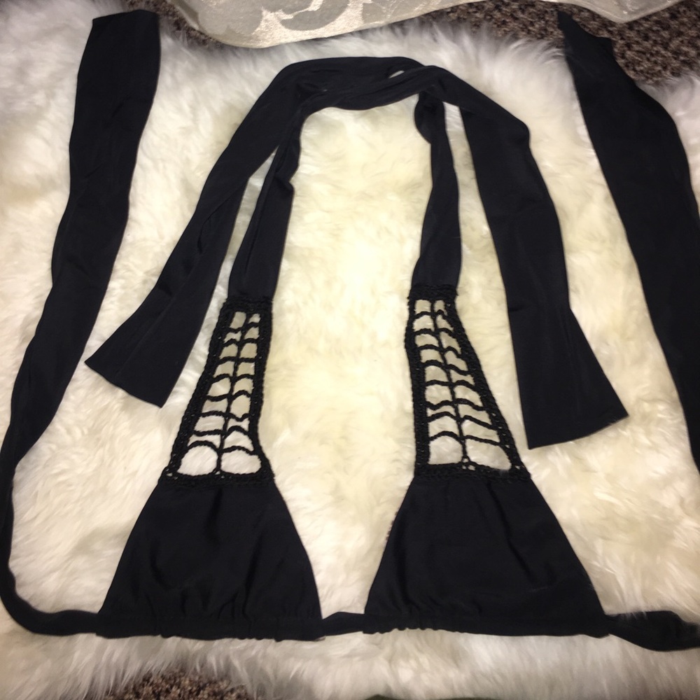 Acacia storm secrets top