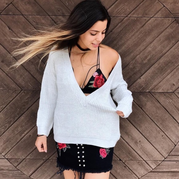 rose patch velvet bralette - Picture 2 of 3