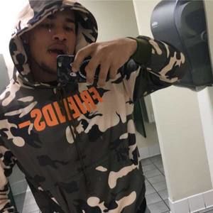 Meet your Posher, Rolando