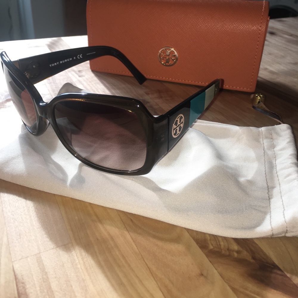 Tory burch sunglasses - only worn once!