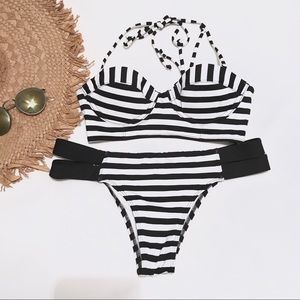 Abercrombie & Fitch Bikini Top