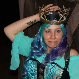 Meet your Posher, Mindy