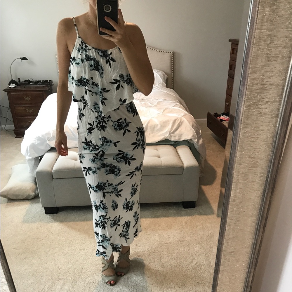 Blue white maxi dress