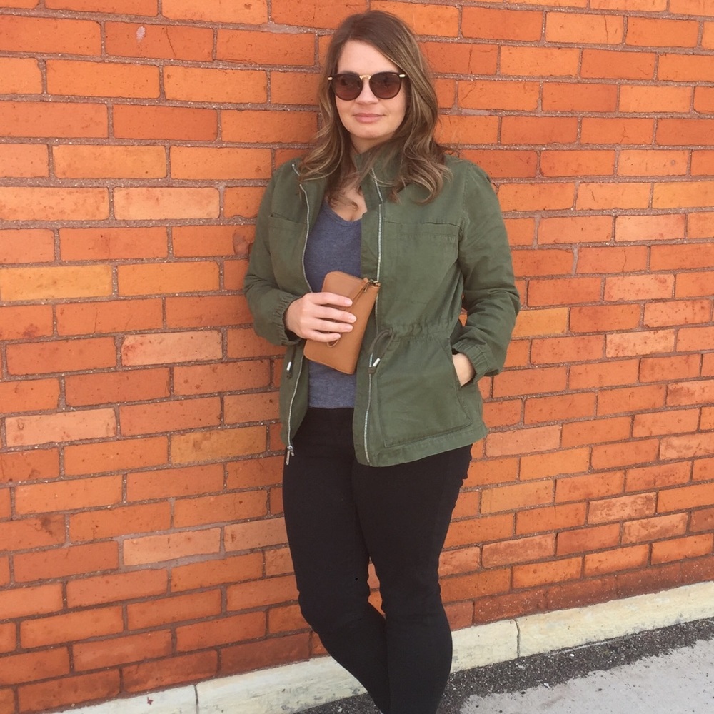 Meet your Posher, Emily