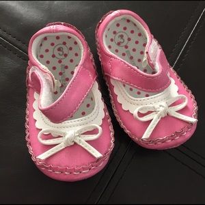 🎄SALE🎄Pink Baby Shoes