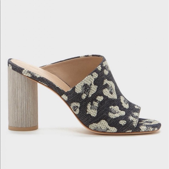 Pour la Victoire Shoes - Never worn brand new Leopard print Helena heel