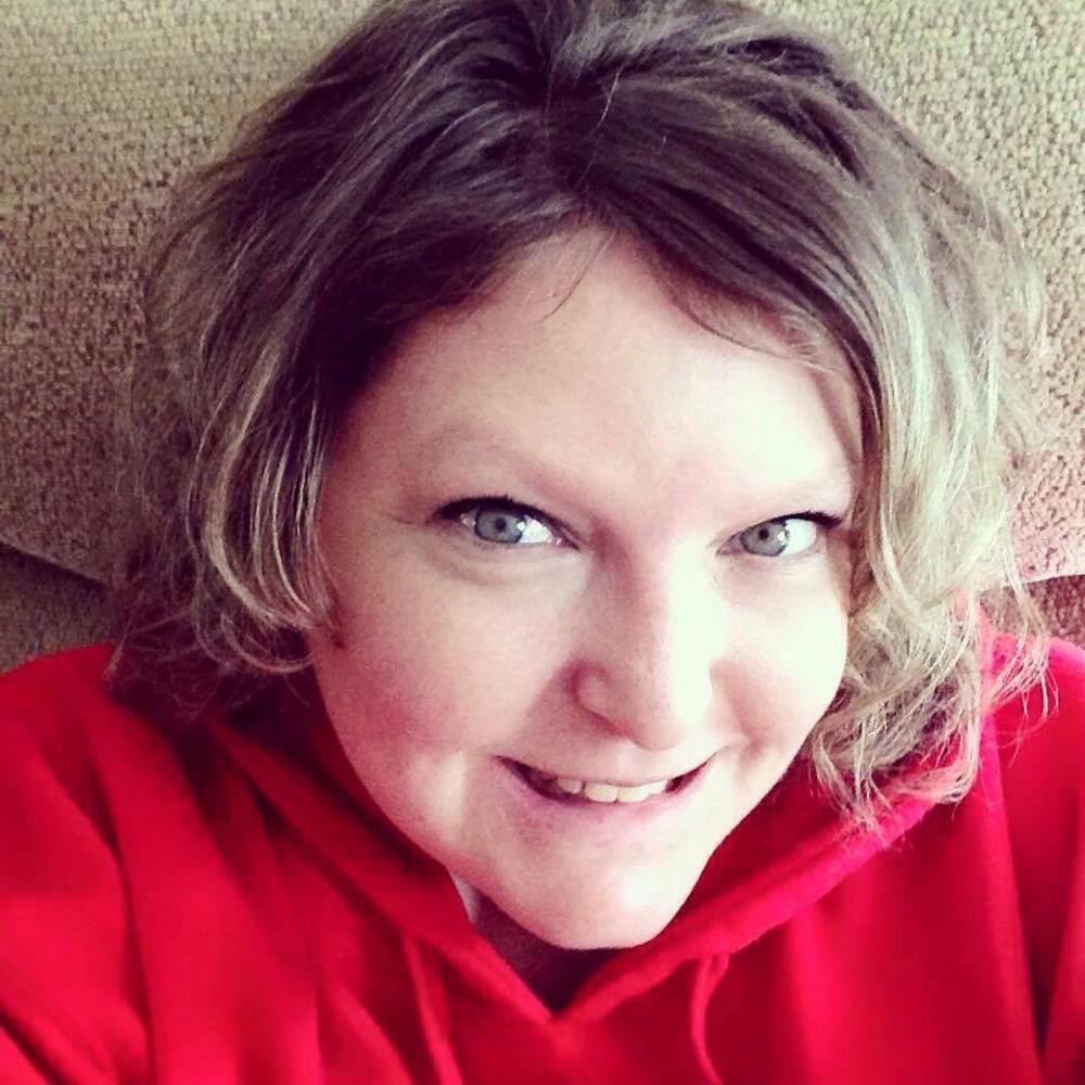 Meet your Posher, Angie