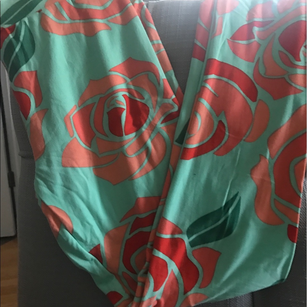 Lularoe OS Disney Roses Unicorn