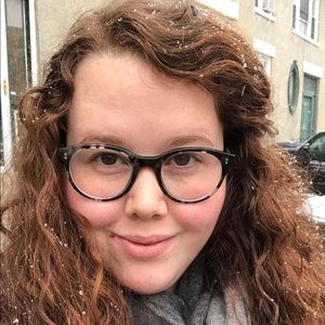 Meet your Posher, Dana