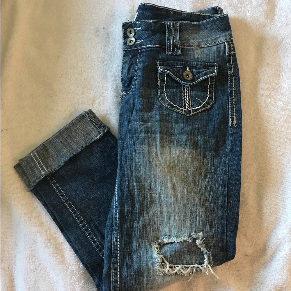 Mudd Distressed Crop Capri Jeans Sz: 5
