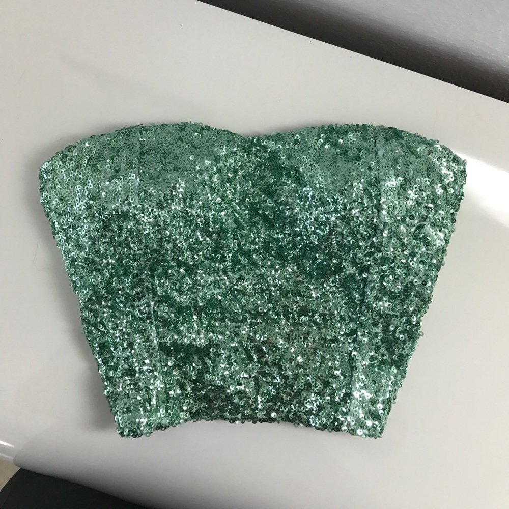 Sequin crop top💚💙