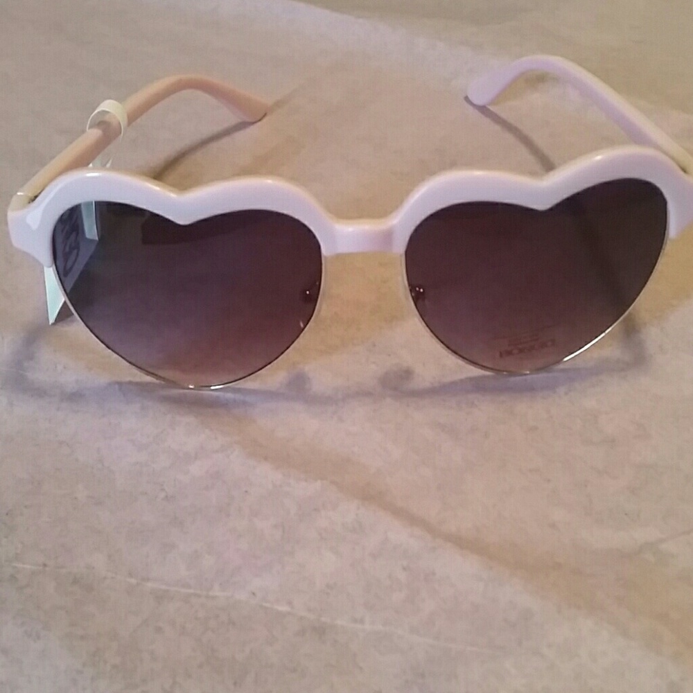 Pink Heart Sunglasses!