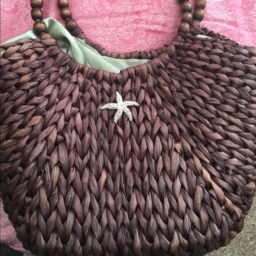 Lola Starfish straw beaded bag