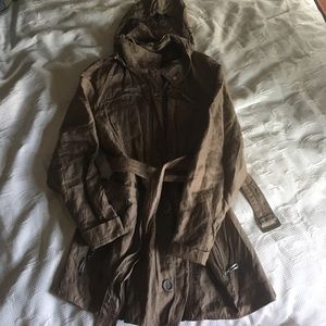 Gerry Weber edition short and light trench