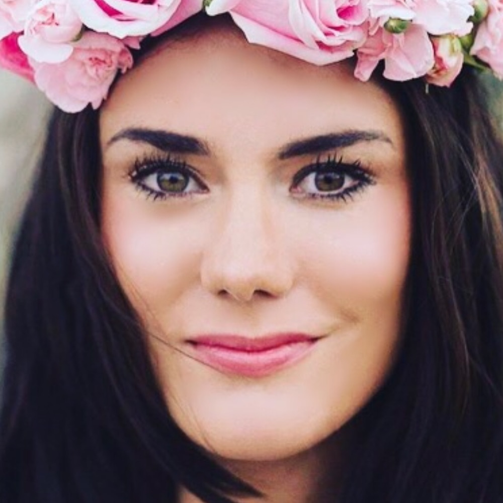 Meet your Posher, Sarah liz