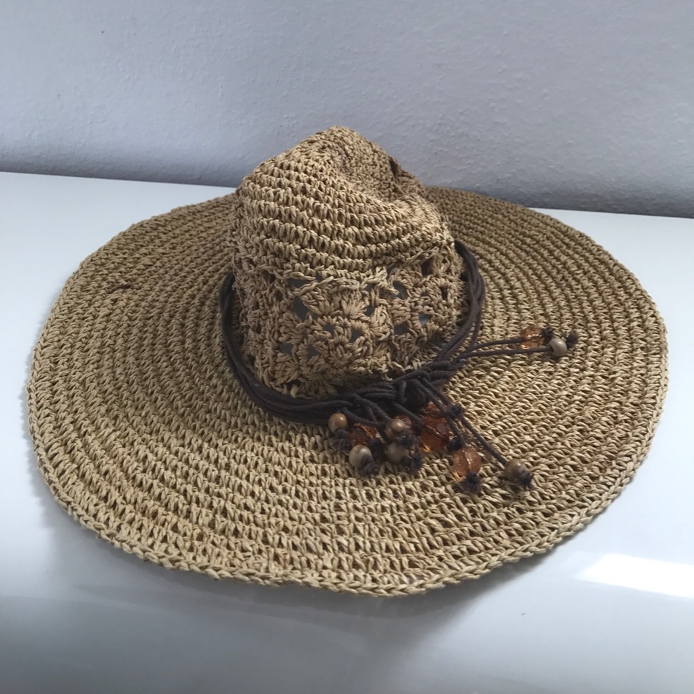 Pamela hat👒