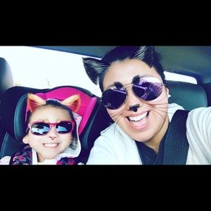 Meet your Posher, Edna