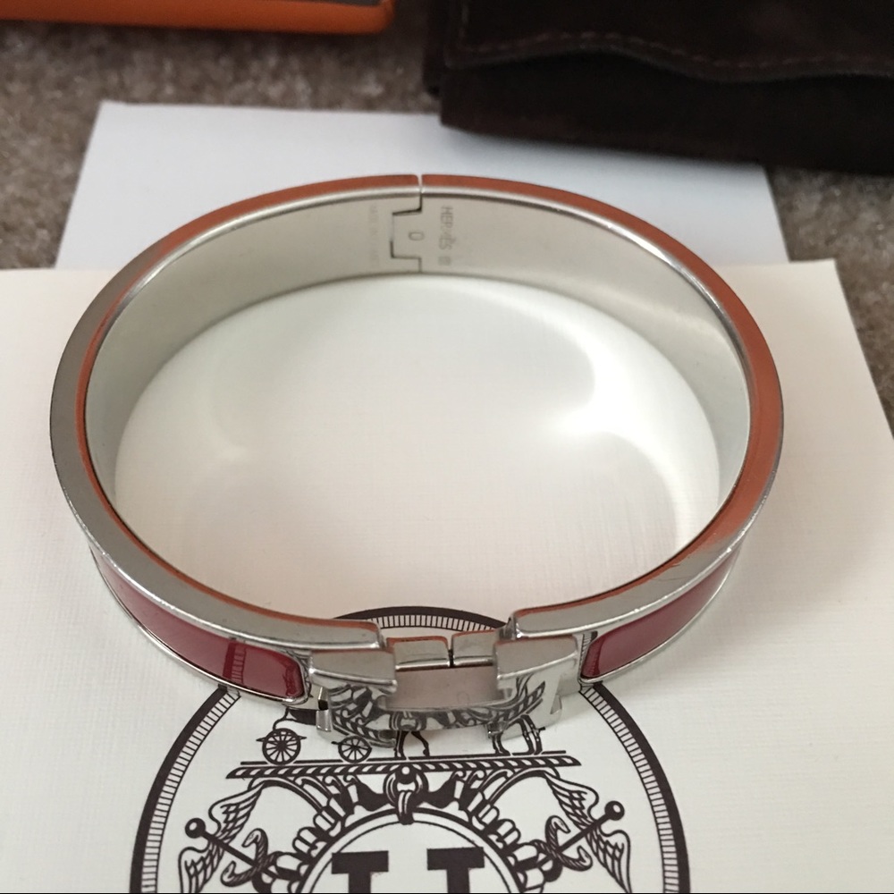 100 % Authentic Hermes Clic Clac Bracelet PM - Picture 5 of 8