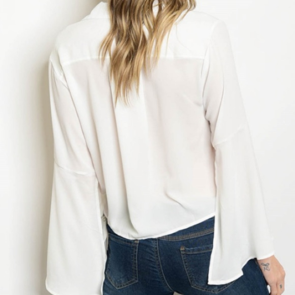 Clearance 🌸 Off White Bell Sleeve Surplice Blouse - Picture 3 of 5