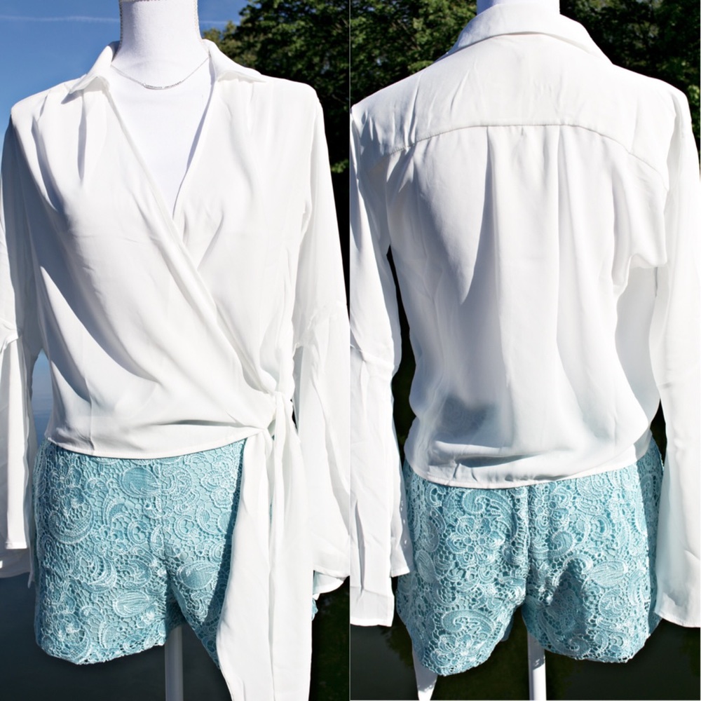Clearance 🌸 Off White Bell Sleeve Surplice Blouse - Picture 4 of 5