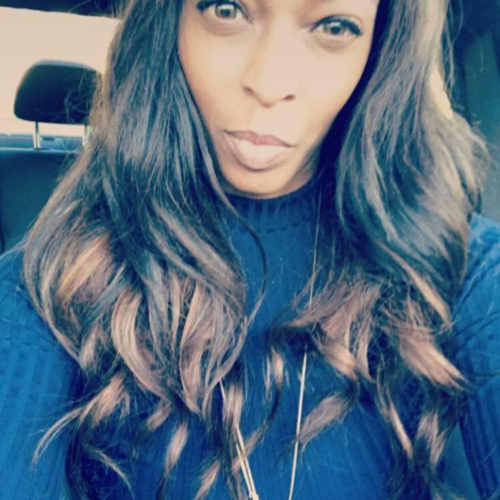 Meet your Posher, April