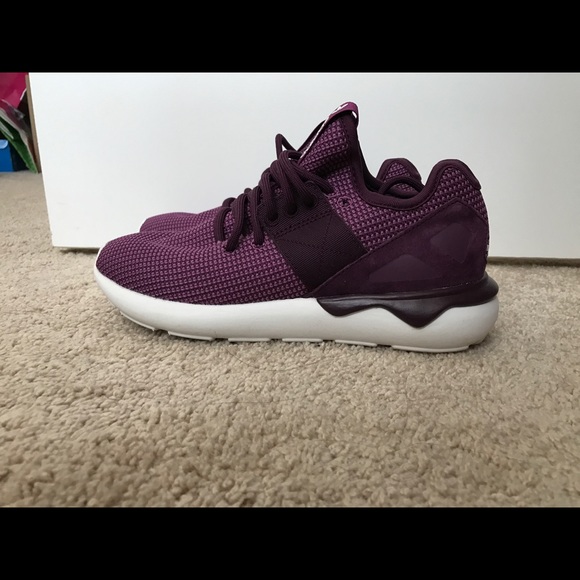 ❌SOLD❌Adidas Tubulars - Picture 3 of 3