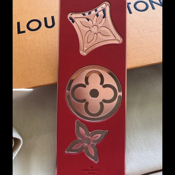 📏Louis Vuitton Ruler📏 - Picture 2 of 4