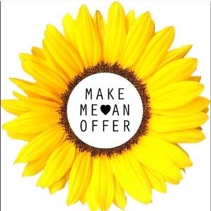 Please come visit my closet 💛