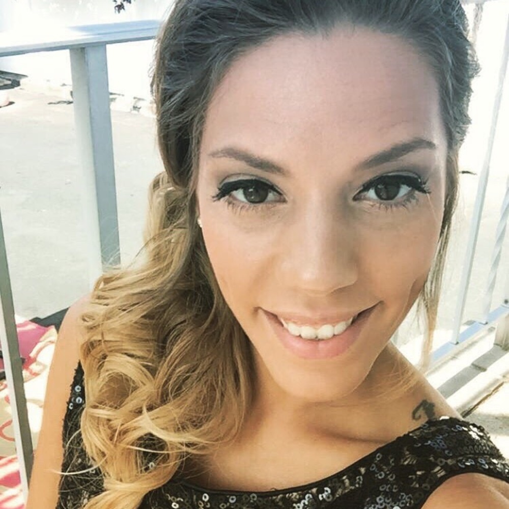 Meet your Posher, Desiree