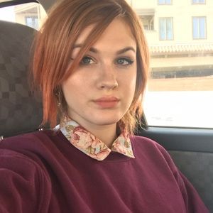 Meet your Posher, Carly