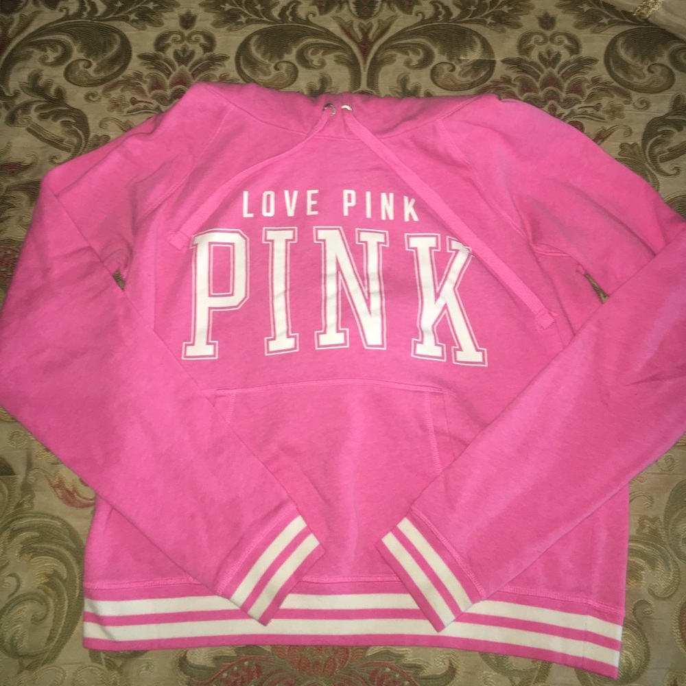 VS: Pink hoodie
