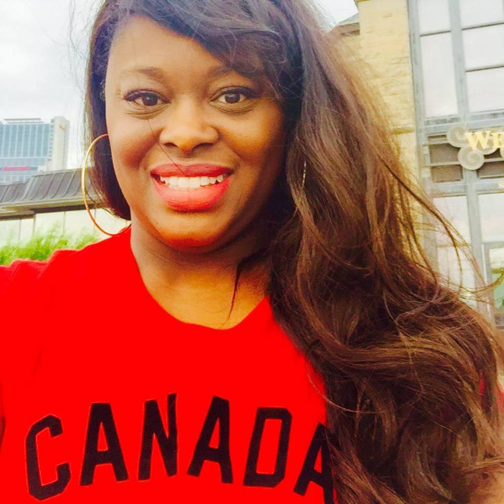 Meet your Posher, Aisha