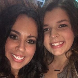 Meet your Posher, Alaina