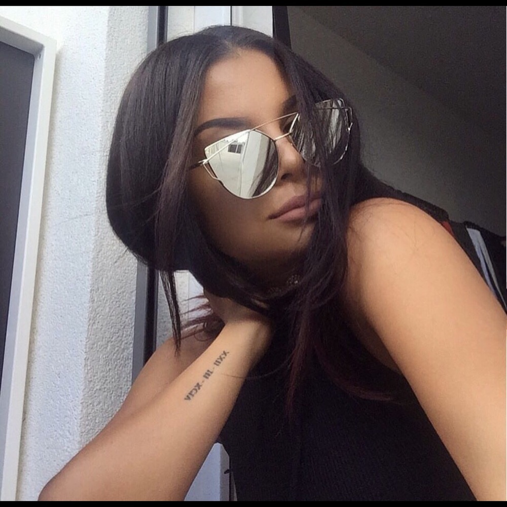 Mirrored sunglasses