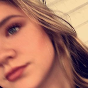 Meet your Posher, Mya