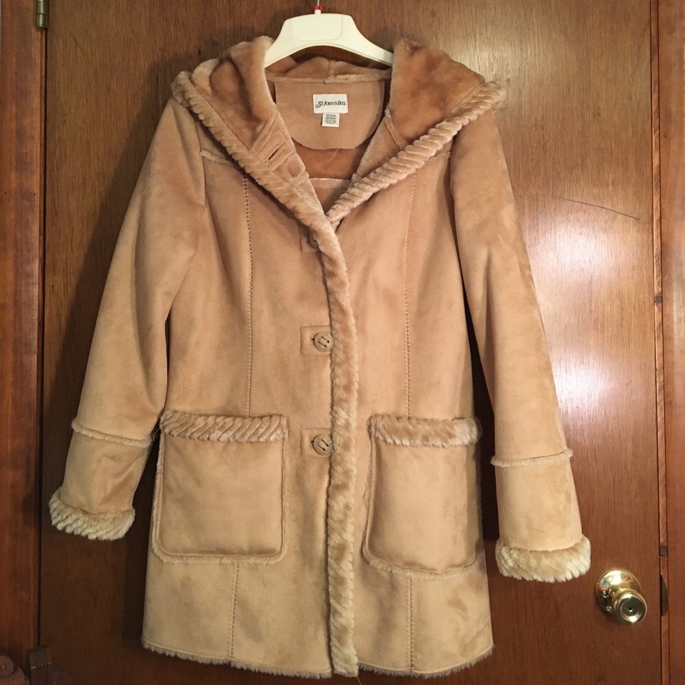 Women's medium coat