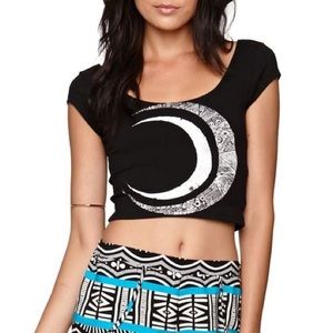 Black moon crop top