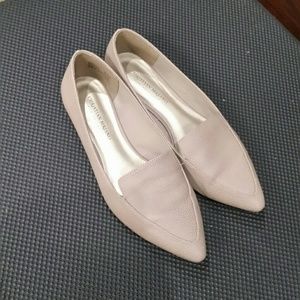 Women's flats