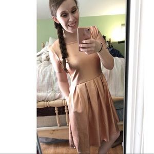 Meet your Posher, Hailey