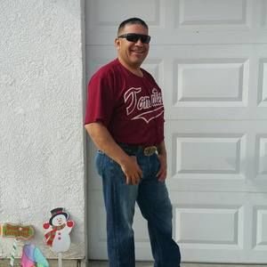 Meet your Posher, Cesar