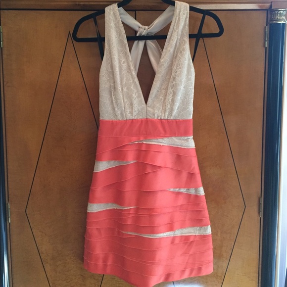 BEBE fun, fitted dress! - Picture 3 of 8