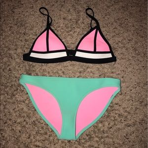 Triangl bikini