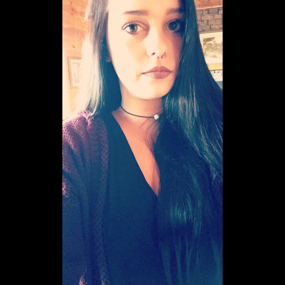 Meet your Posher, Anna