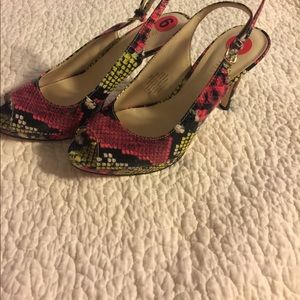 New/never worn Nine West Heels Sz 6