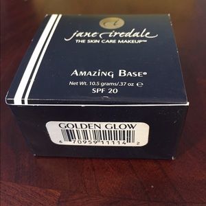 new Jane Iredale Golden Glow mineral powder spf20