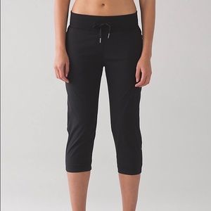 NWT Lululemon Studio Crop