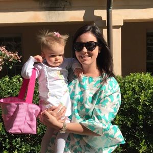 Meet your Posher, Laura